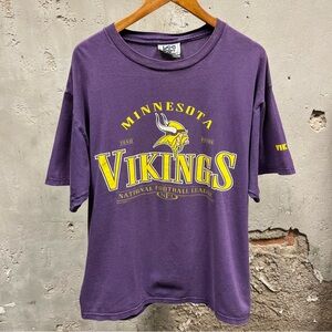 Vintage 90s Minnesota Vikings Logo NFL Purple Graphic T-Shirt XL Purple Cotton